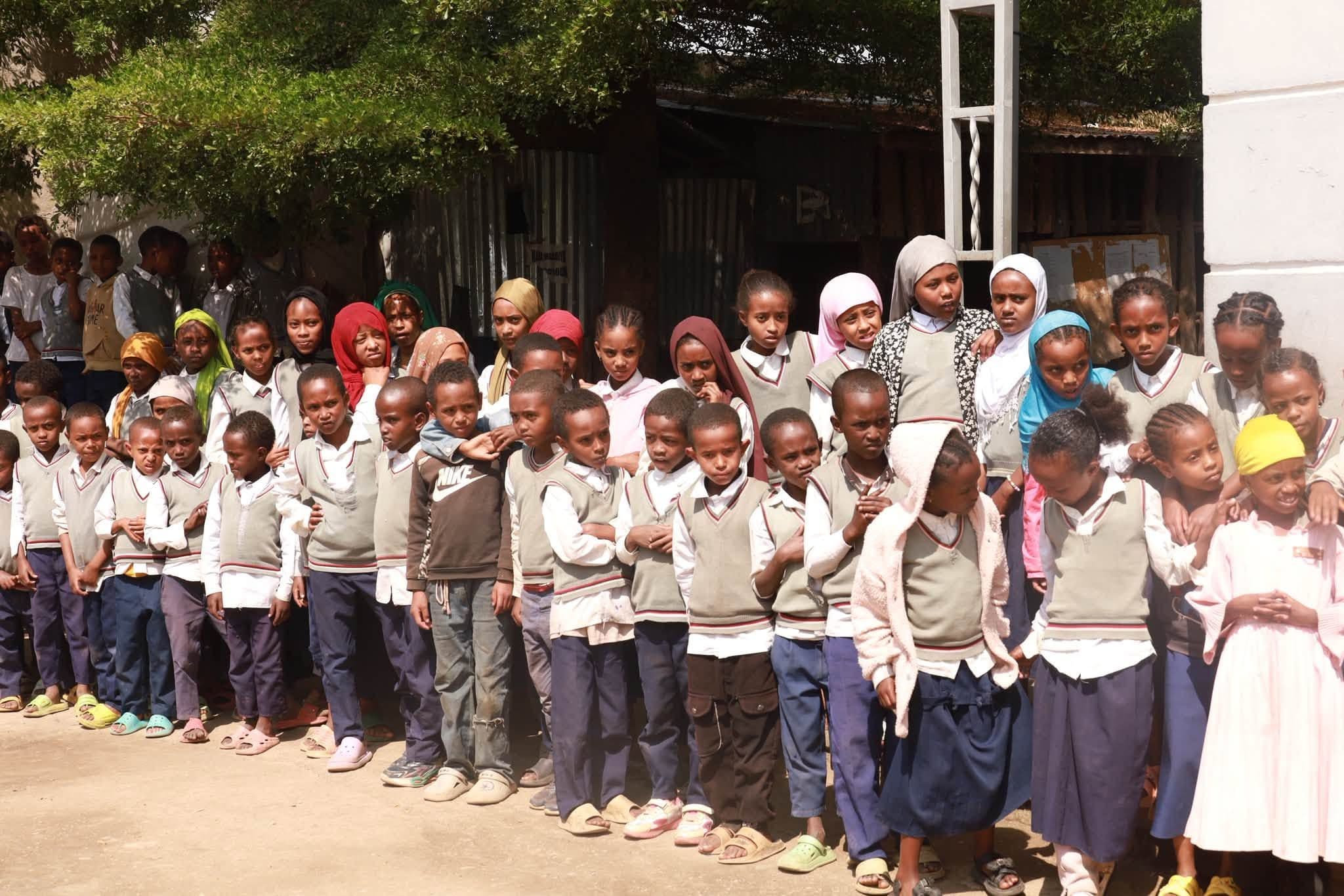 Mako Foundation and Project C.U.R.E. Visit Kadmak Academy